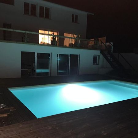 Riviere-Saas-et-Gourby Maison Au Calme Avec Piscine מראה חיצוני תמונה