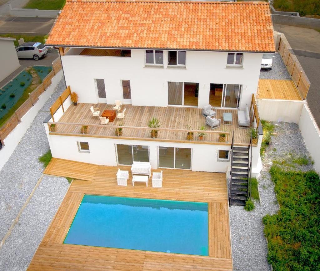Riviere-Saas-et-Gourby Maison Au Calme Avec Piscine מראה חיצוני תמונה