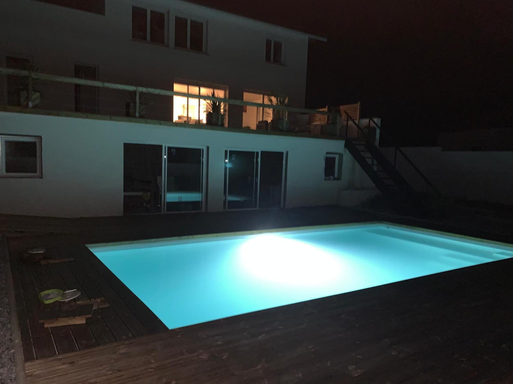 Riviere-Saas-et-Gourby Maison Au Calme Avec Piscine מראה חיצוני תמונה